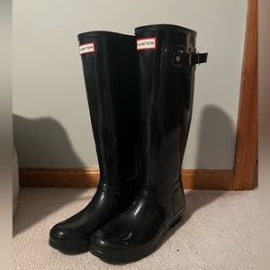 Hunter Rain boots/ TALL